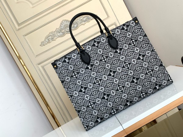 Louis Vuitton(On the go)