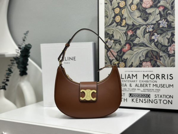 Celine(AVA TRIOMPHE)