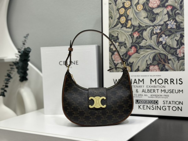Celine(AVA TRIOMPHE)
