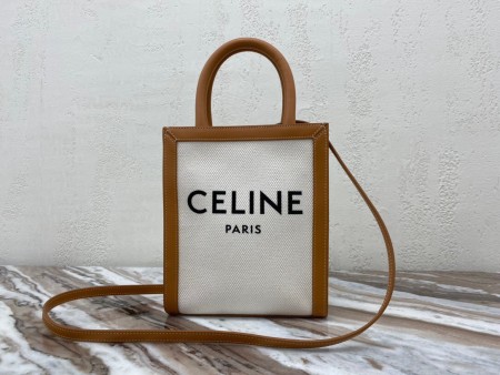 Celine(CABAS TRIOMPHE)