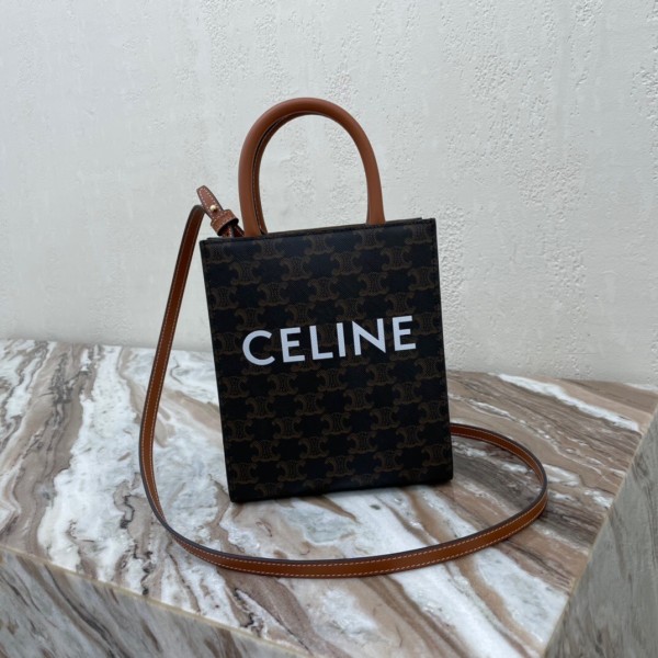 Celine(CABAS TRIOMPHE)