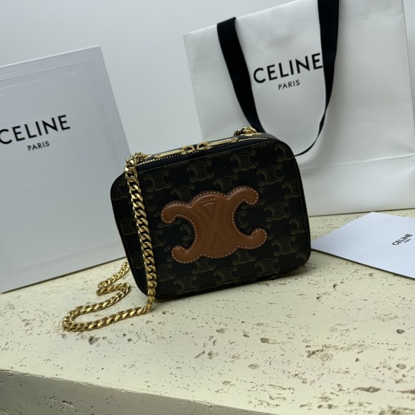Celine (BOX TRIOMPHE)