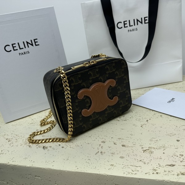 Celine (BOX TRIOMPHE)