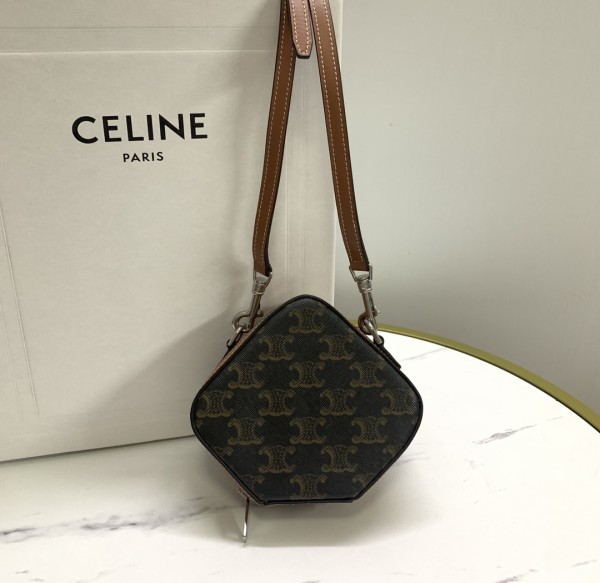Celine (CUBE BOX)