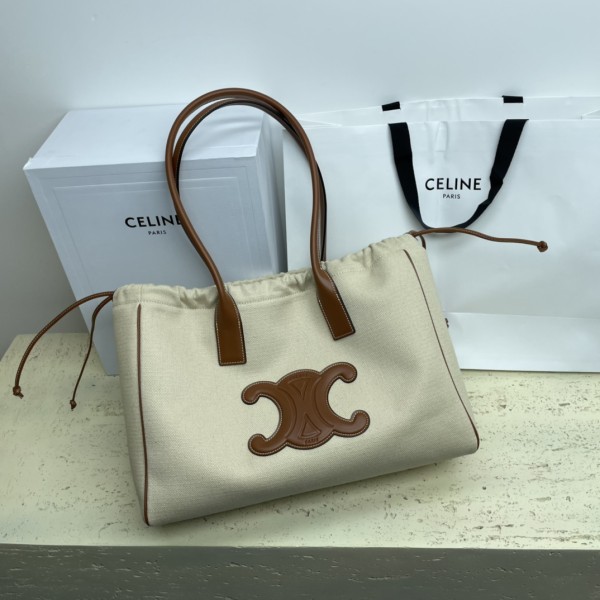 Celine (Triomphe)