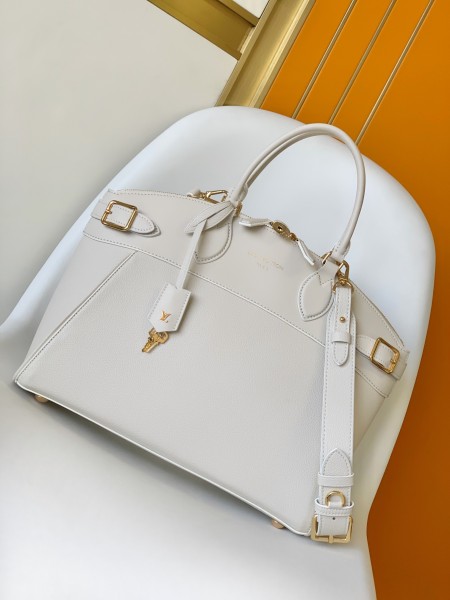 Louis Vuitton（Lock It）