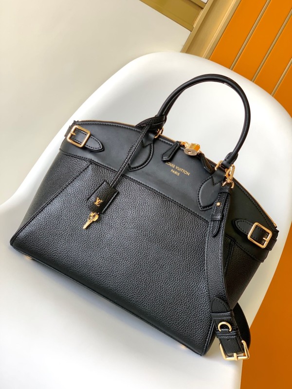 Louis Vuitton（Lock It）