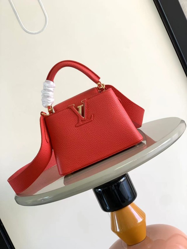 Louis Vuitton（Capucines）