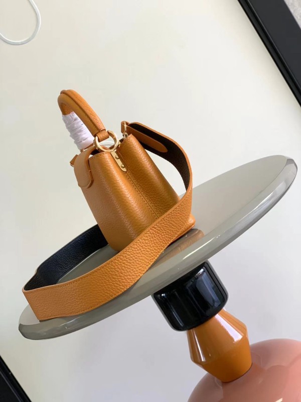 Louis Vuitton（Capucines）