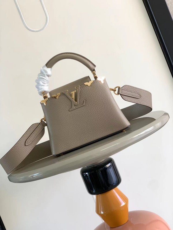 Louis Vuitton（Capucines）