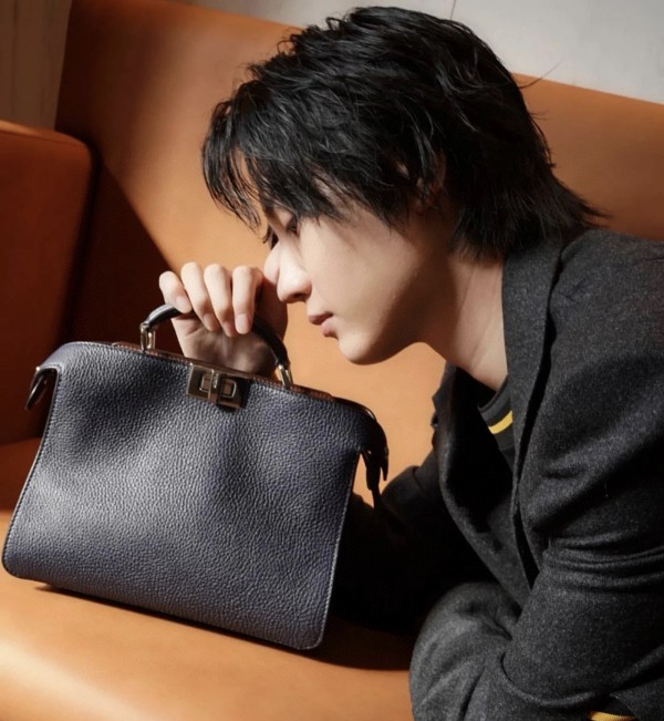 Fendi (Peekaboo)