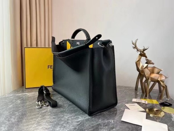 Fendi (Peekaboo)