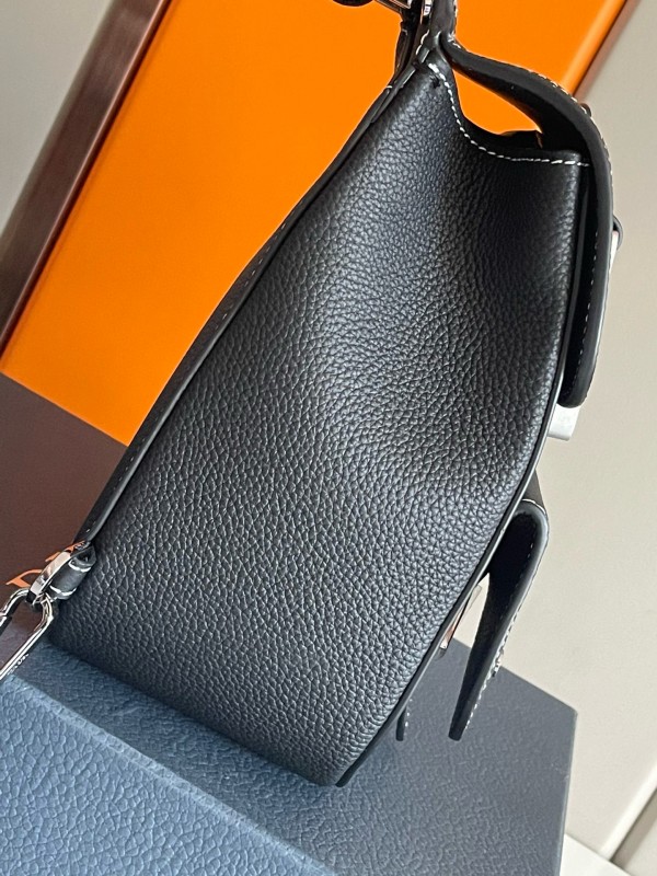 Dior（Oblique）