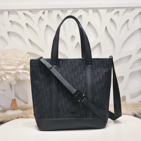 Dior（Homme）