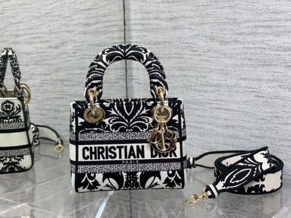 Dior（Lady）