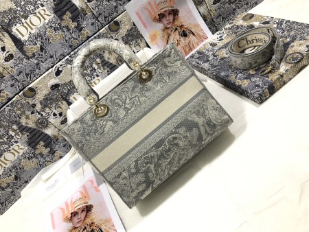 Dior（Lady）
