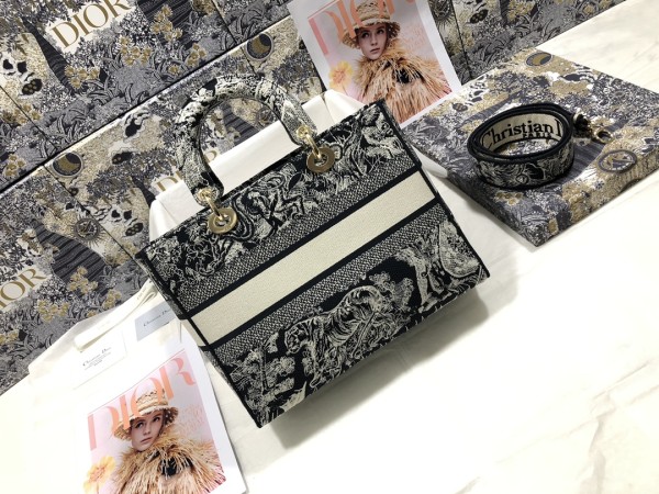 Dior（Lady）