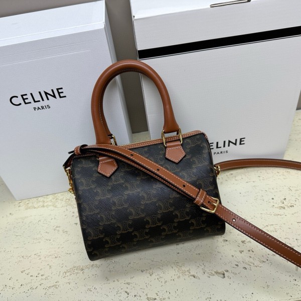Celine (Triomphe)
