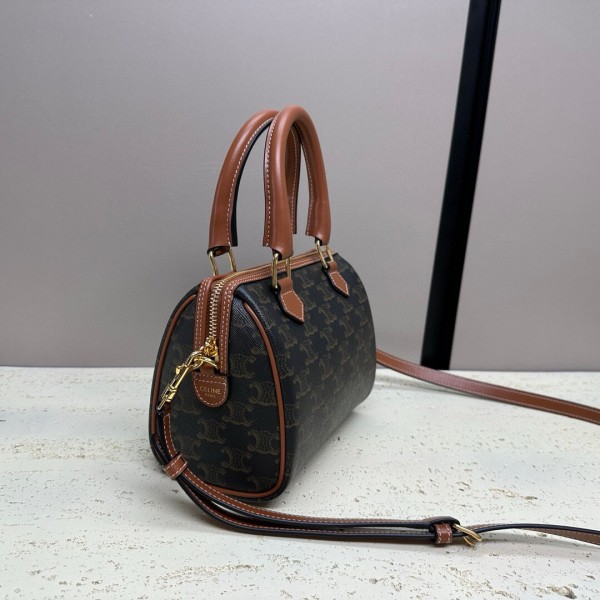 Celine (Triomphe)