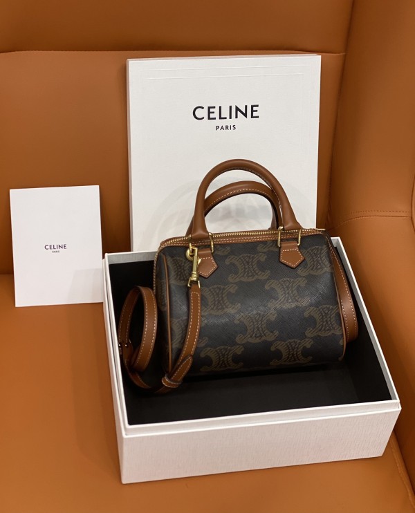 Celine (Triomphe)