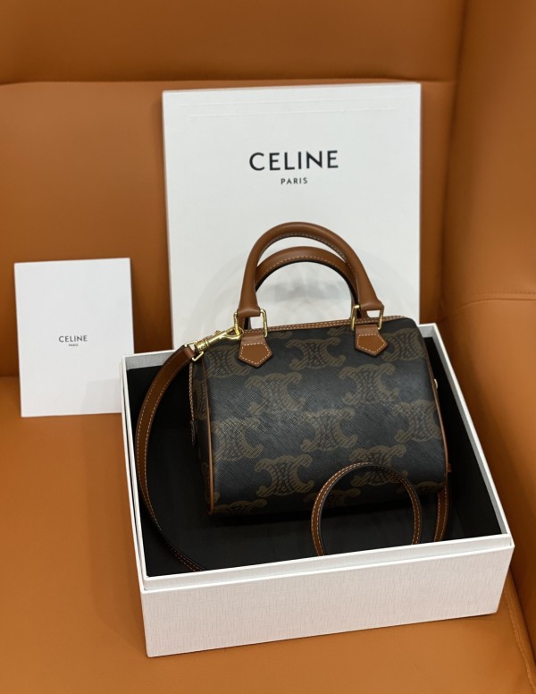 Celine (Triomphe)
