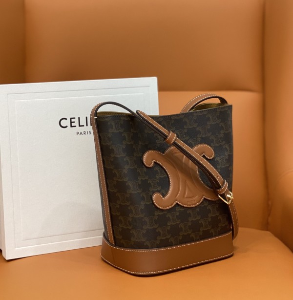 Celine (Cuir)