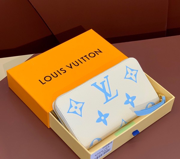 Louis Vuitton (Zippy)