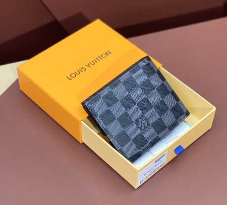Louis Vuitton (Amerigo)