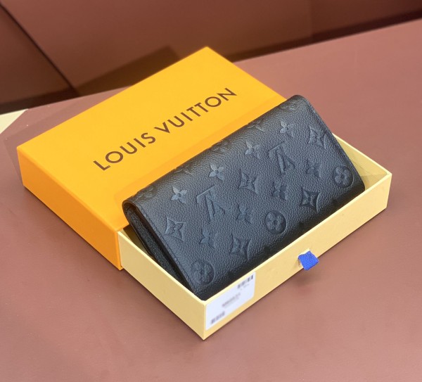 Louis Vuitton (Sarah)
