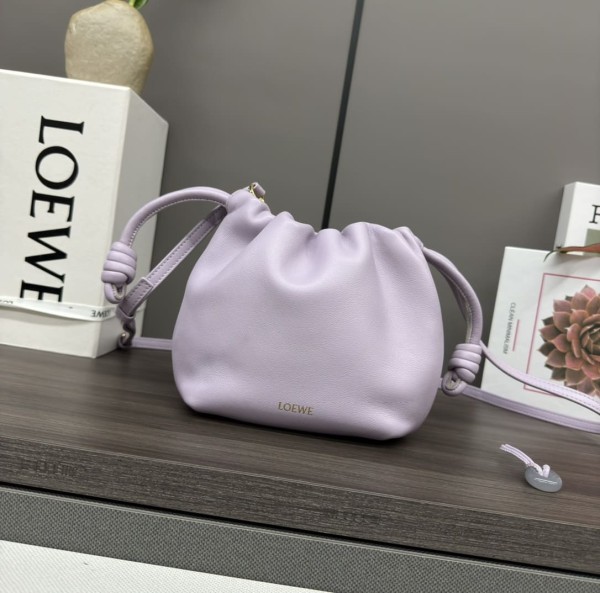 Loewe(Flamenco Purse)