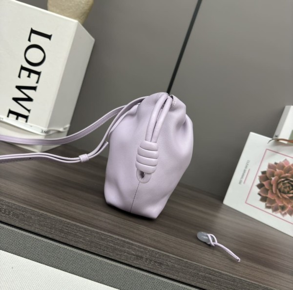 Loewe(Flamenco Purse)
