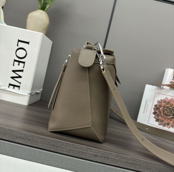Loewe(Puzzle)