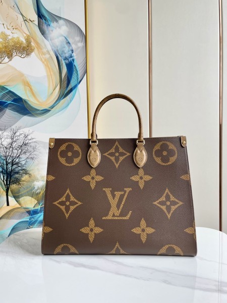 Louis Vuitton(On the go)