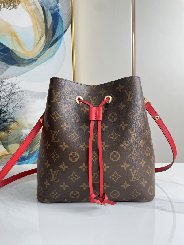 Louis Vuitton(NEONOE)