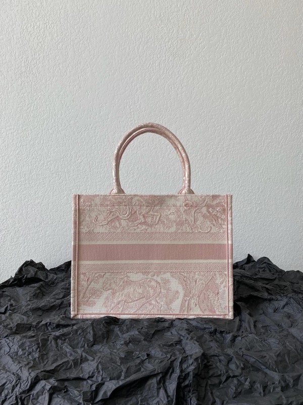 Dior(Book)