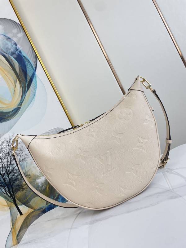 Louis Vuitton(LOOP HOBO)