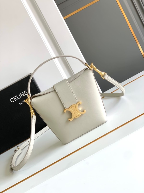 Celine(TRIOMPHE)