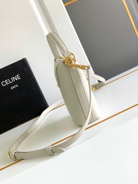Celine(TRIOMPHE)