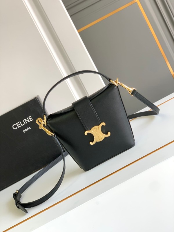 Celine(TRIOMPHE)