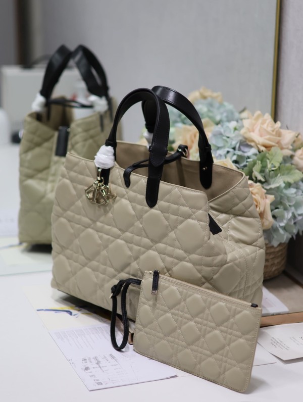 Dior(Toujours)