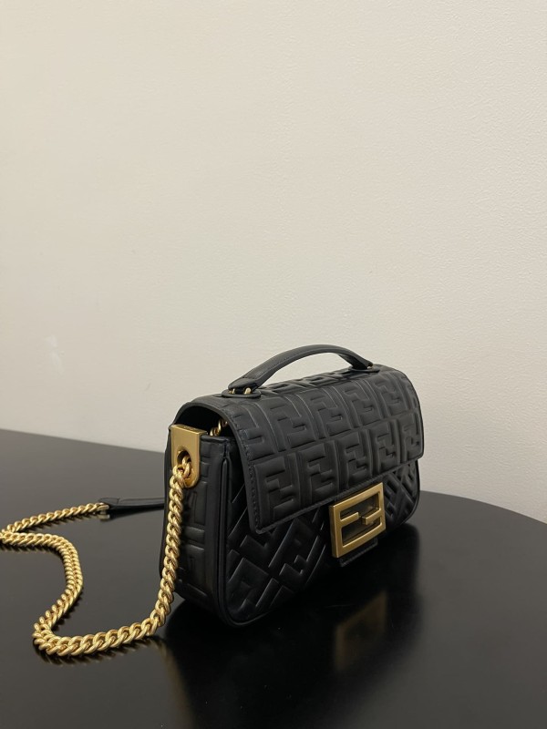 Fendi(Baguette)