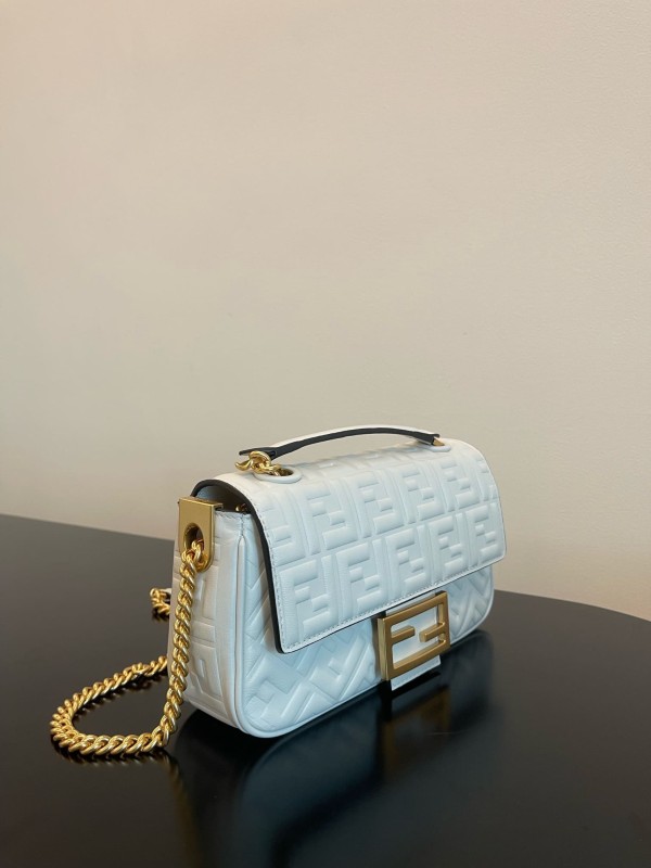 Fendi(Baguette)