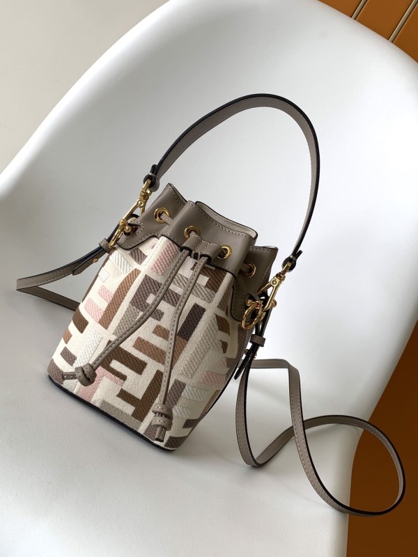 Fendi(Mon Tresor)