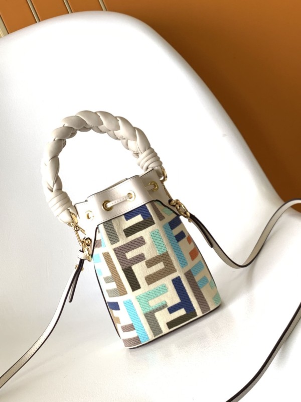 Fendi(Mon Tresor)