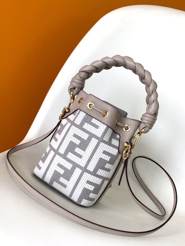 Fendi(Mon Tresor)