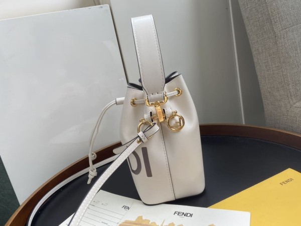Fendi(Mon Tresor)