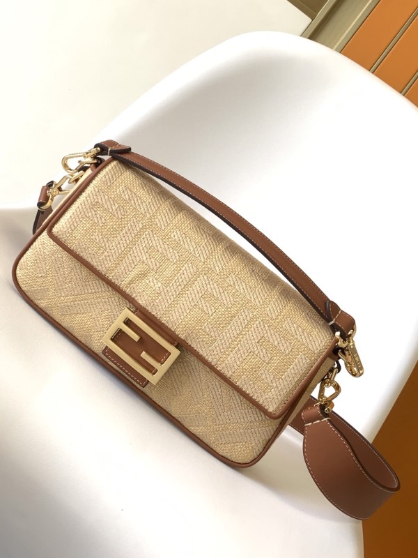 Fendi(Baguette)