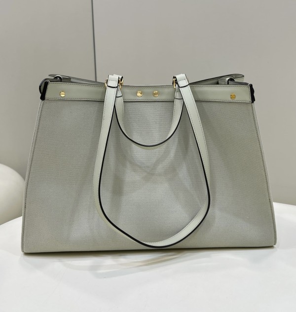 Fendi(Peekaboo)