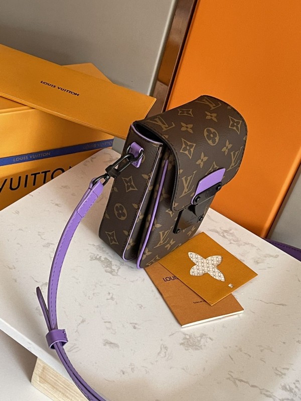 Louis Vuitton(S-Lock)