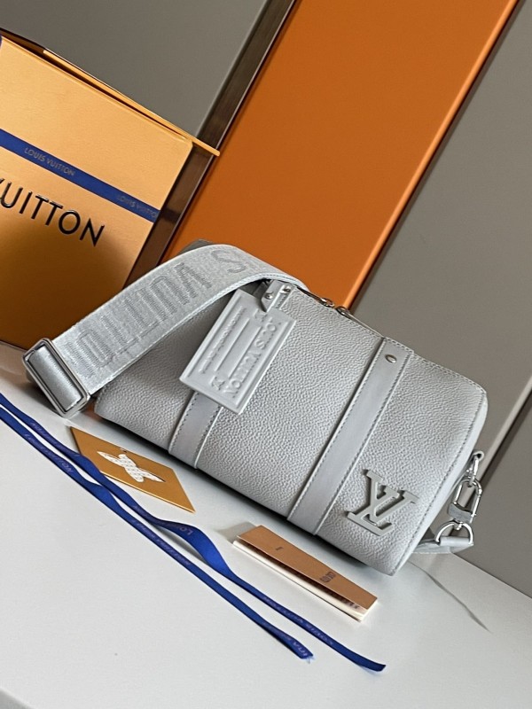 Louis Vuitton(City Keepall)